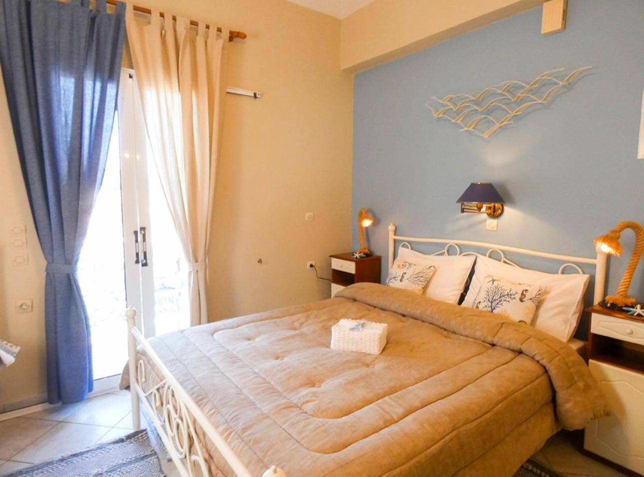 Fiscardo View Apartment フィスカルドン エクステリア 写真