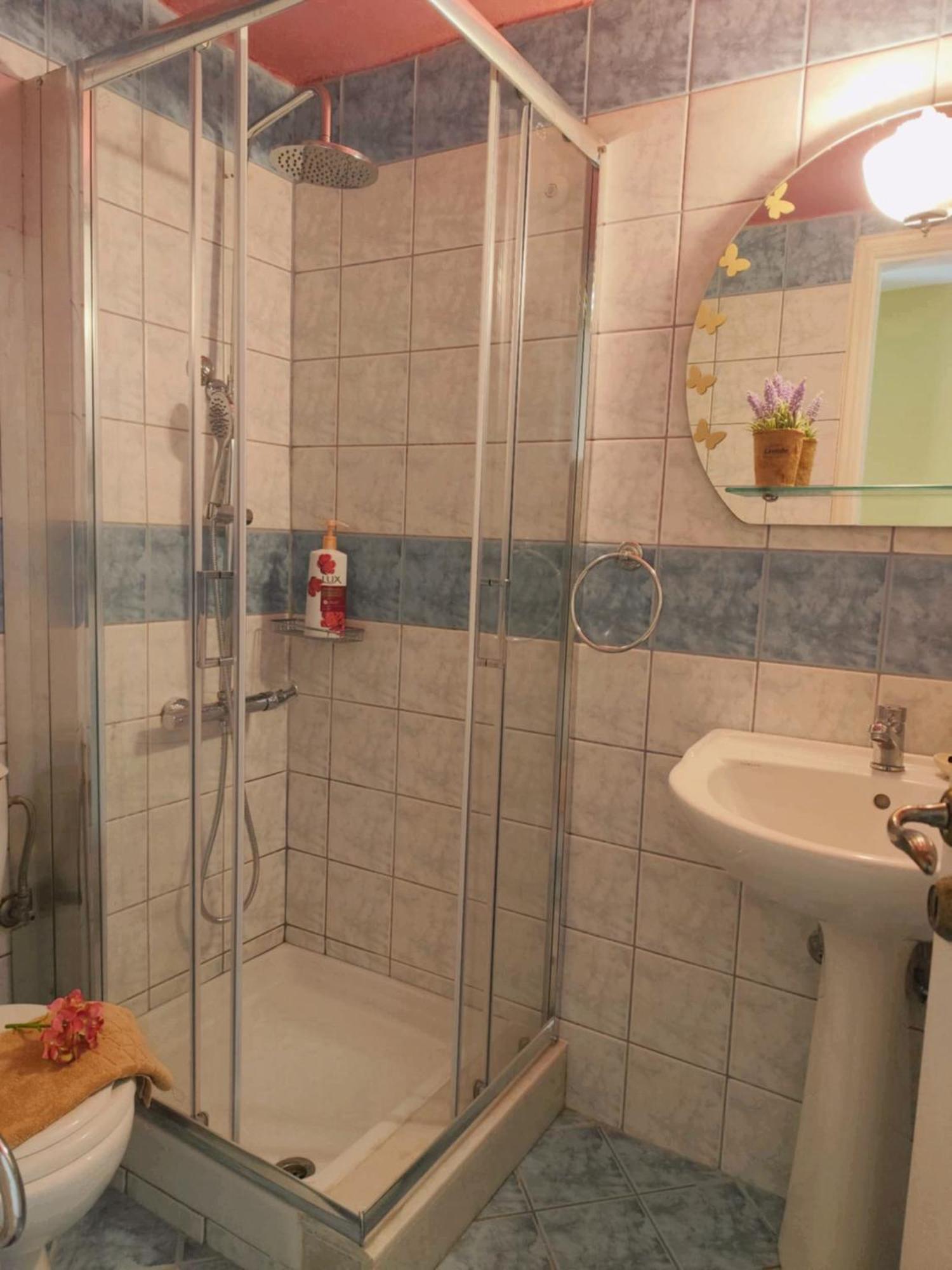 Fiscardo View Apartment フィスカルドン エクステリア 写真